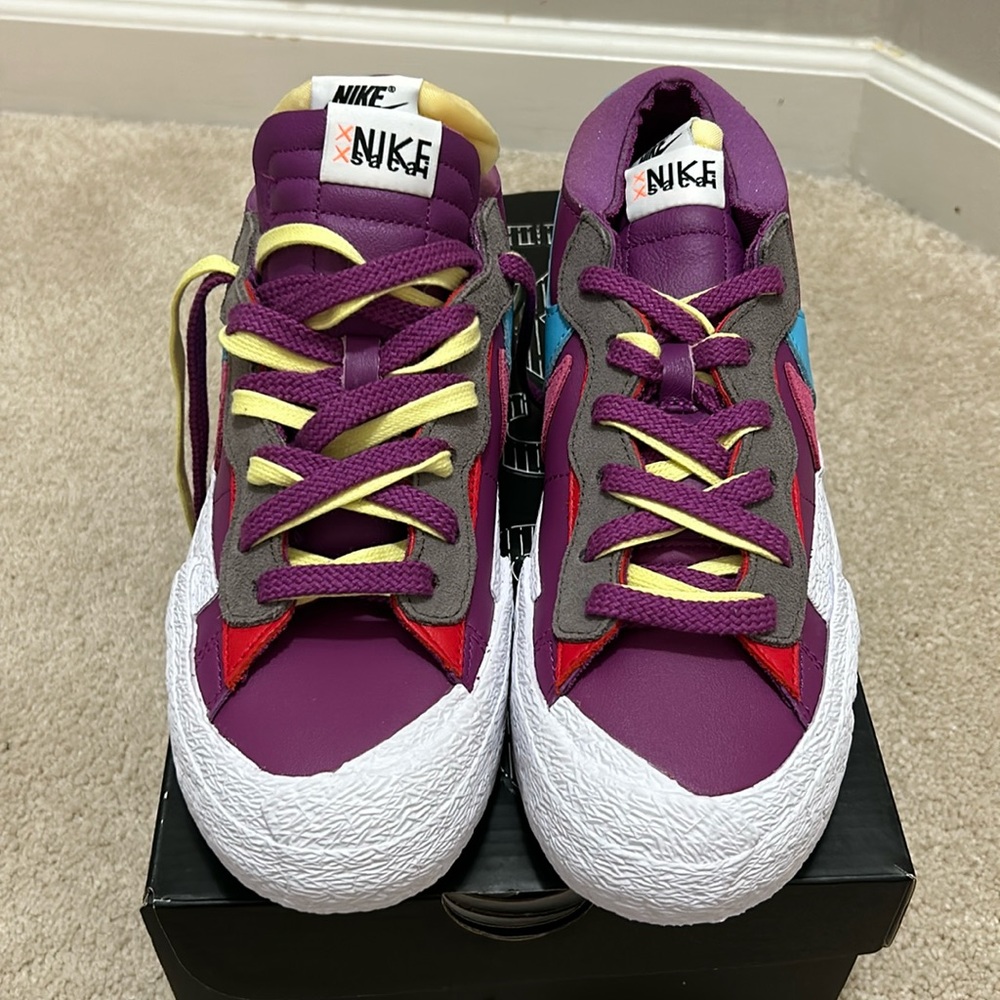 Nike blazer low/SACAI/ KAWS SIZE 8.5 Men 10 women